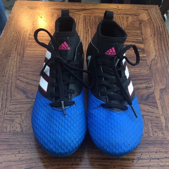 adidas Other - On sale ⚽️⚽️Adidas boys outdoor soccer shoe